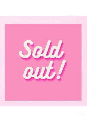 ♥️ FREE with any purchase 🙏🏽 Barbie style pink metallic shiny hair scrun…